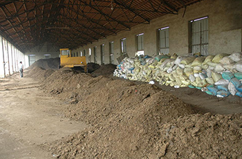 牛糞變成有機肥